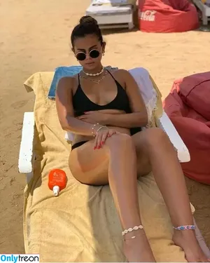 Menna Arafa / mennarafaofficial nude photo #0069