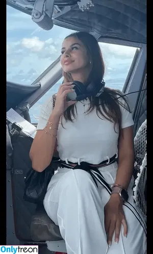 Menna Arafa / mennarafaofficial nude photo #0075