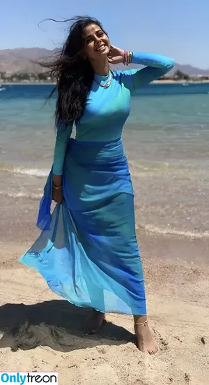 Menna Arafa / mennarafaofficial nude photo #0081