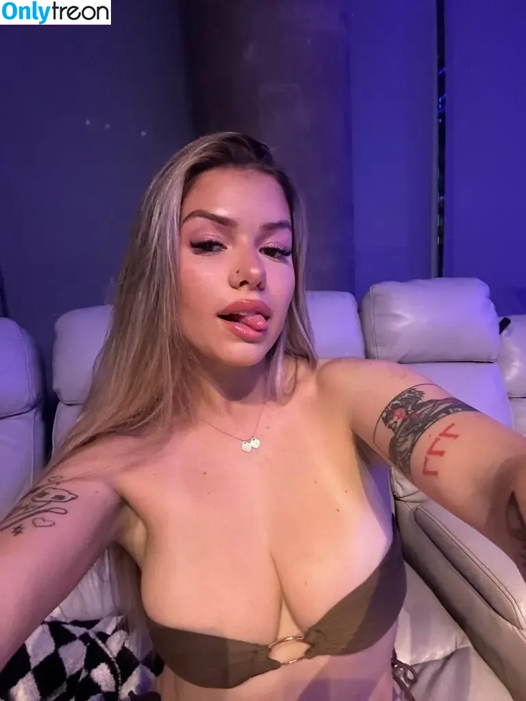 mentaltitness nude photo #0049 (m3ntaltitn3ss / popsm0kes)