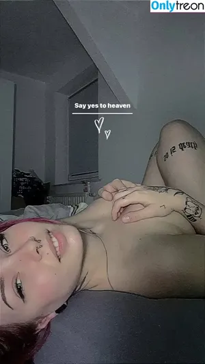 Meowiieh nude photo #0008