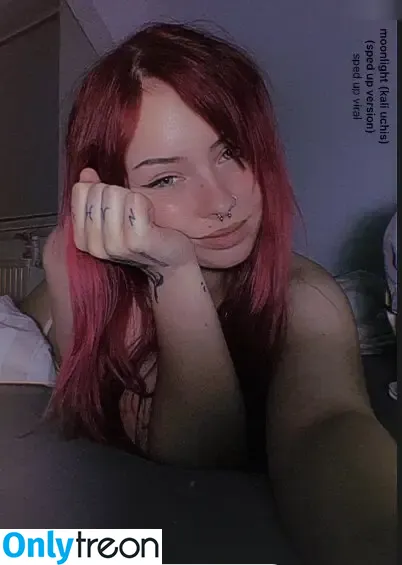 Meowiieh nude photo #0012 (Meowiieh)