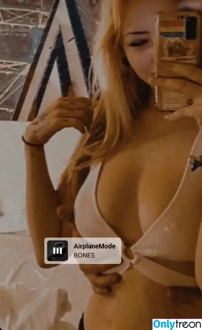 Meowiieh nude photo #0017 (Meowiieh)