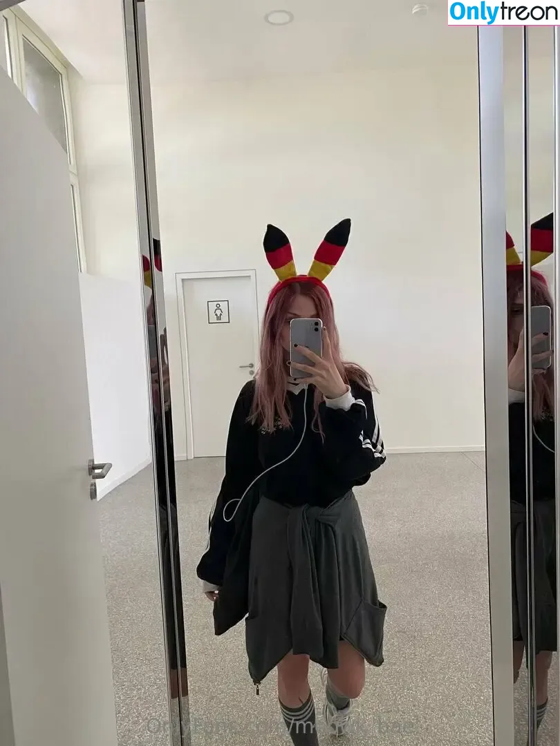 meowk_bae nude photo #0037 (meowk_bae)