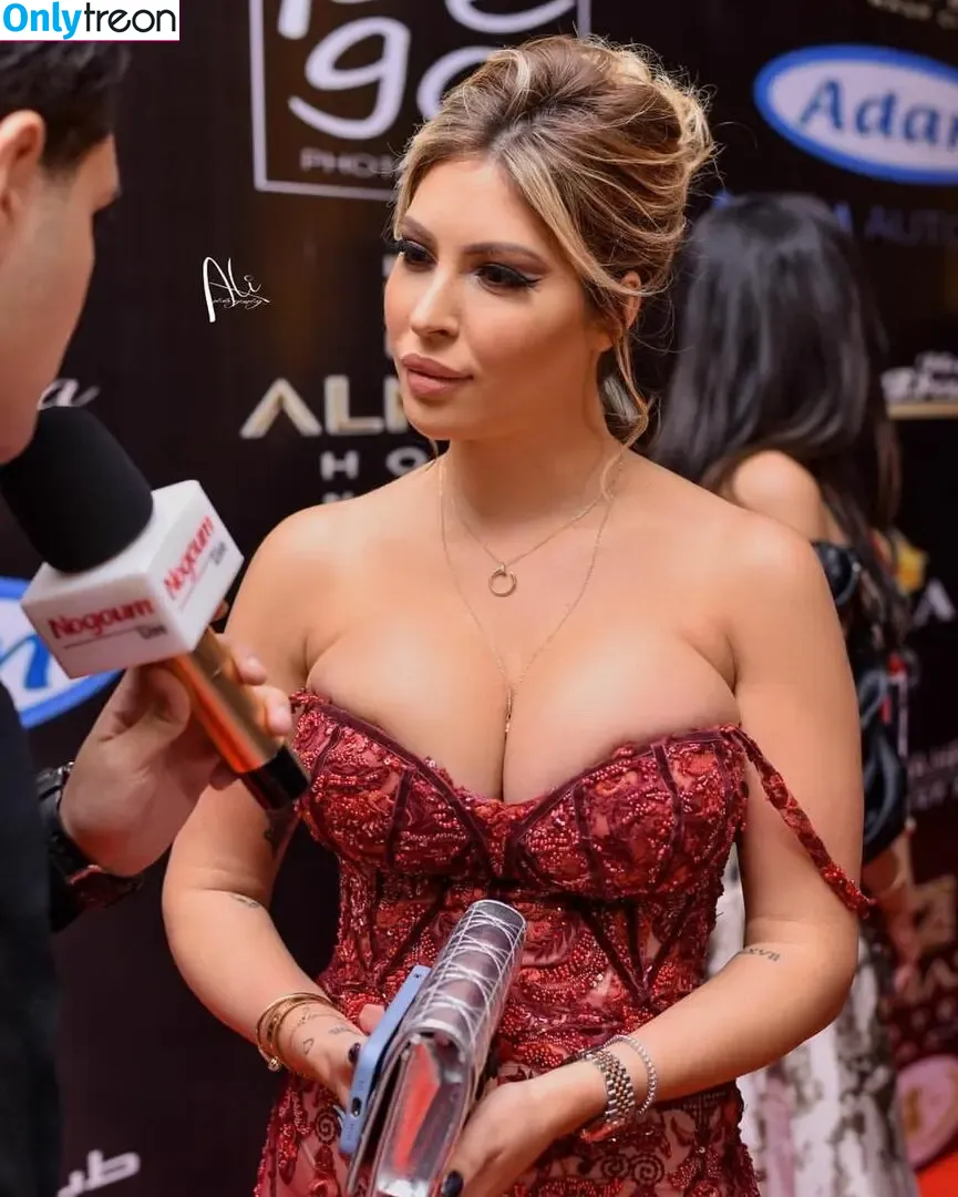 Meriem Debbagh nude photo #0007 (meriemdebbagh)