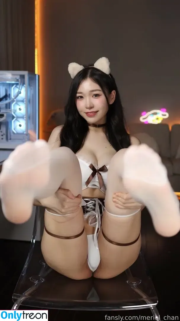 Meriol Chan nude photo #0005 (meriol / meriol_chan)