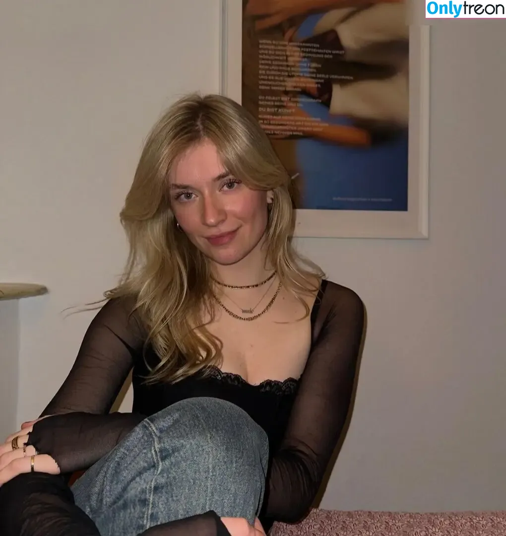 Merleperle nude photo #0027 (merlewlr)