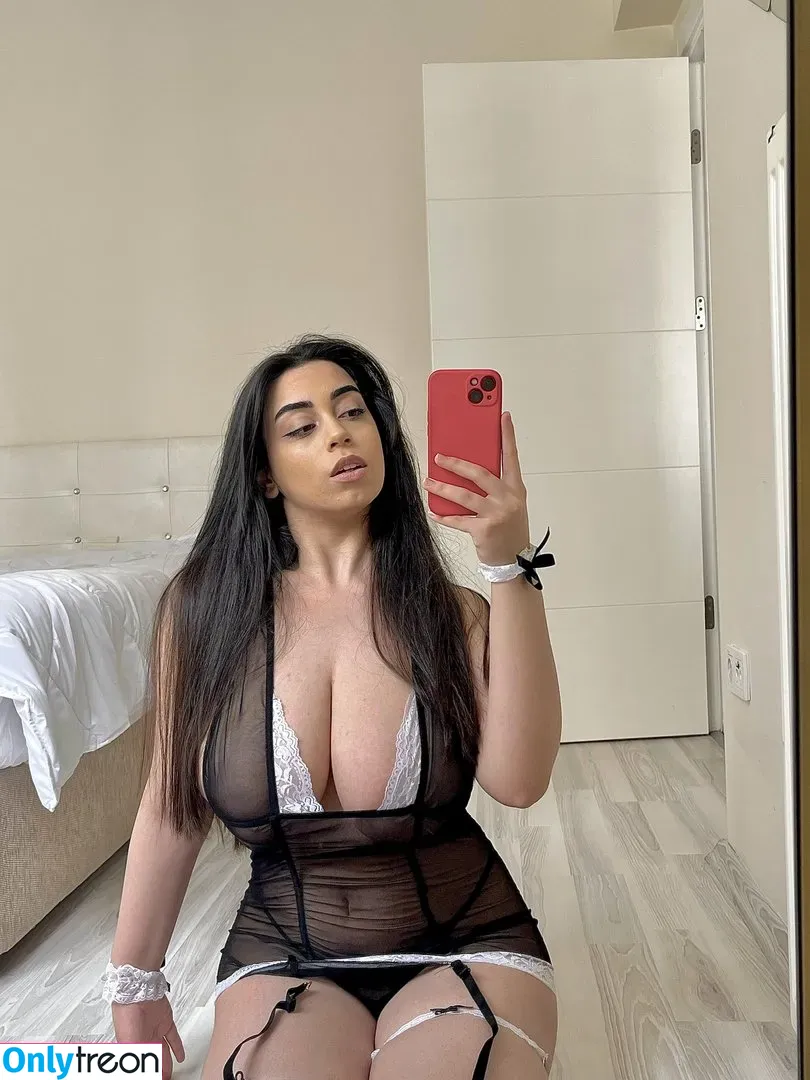Merve Damla nude photo #0001 (Naturabody / mervedamlla / prmervedamla)