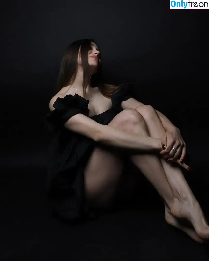 Merve Elmas голая photo #0339 (Mrv.lms)