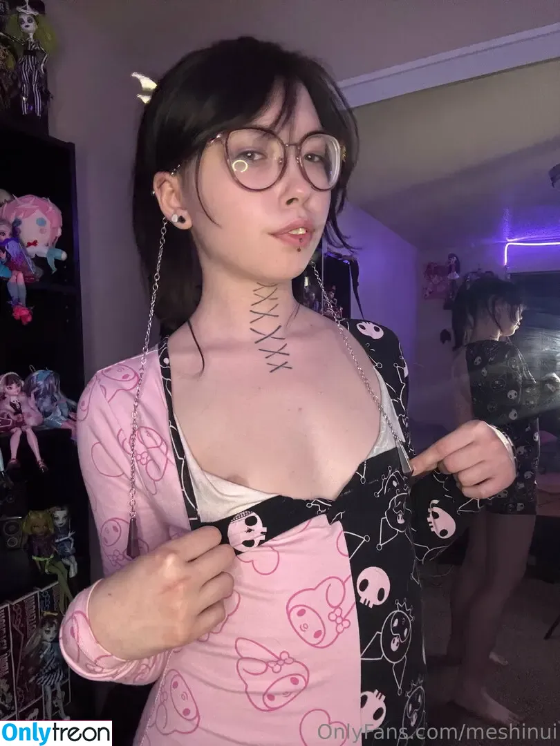 meshinui nude photo #0005 (meshinui)