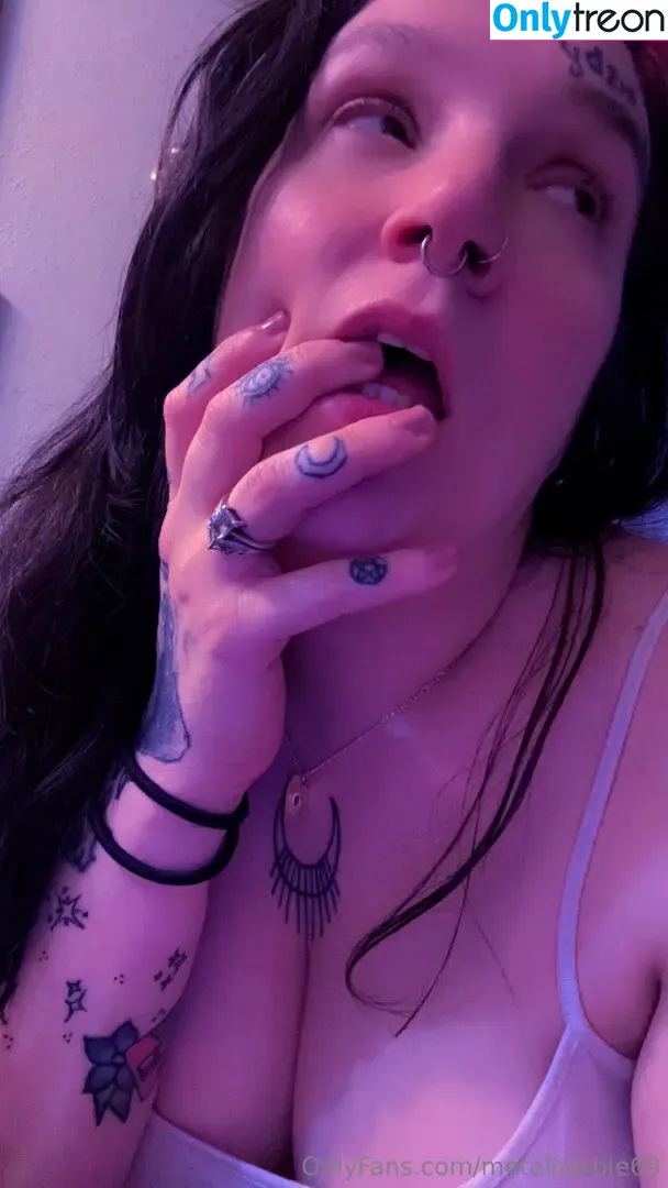 metalbarbie69 голая photo #0012 (metalbarbie69)