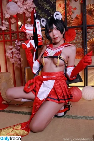 Mewjiic / imusicl / lMusiclz / lmusicl / mewjiic_cos фото голая #0814