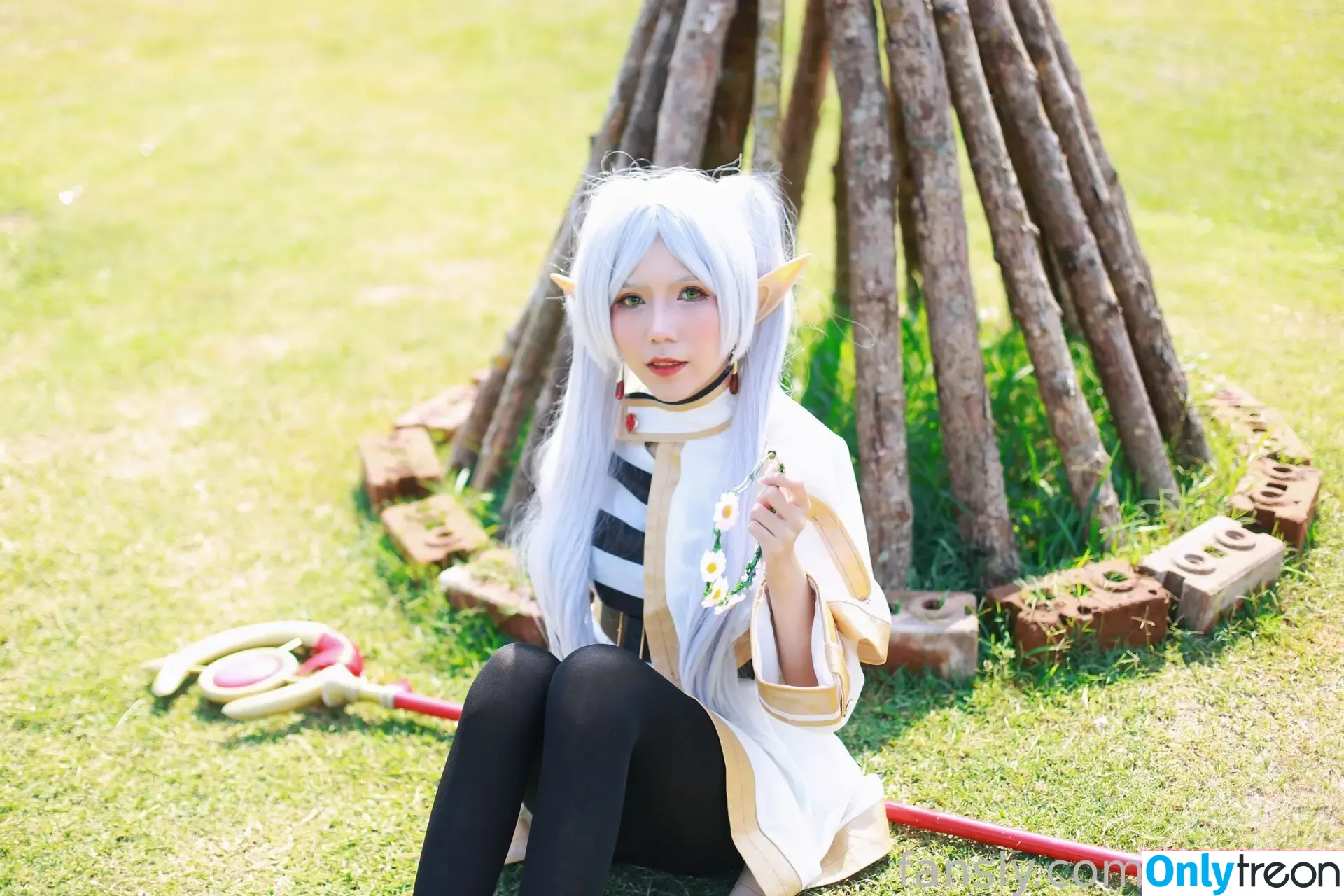 Mewjiic nude photo #0884 (imusicl / lMusiclz / lmusicl / mewjiic_cos)