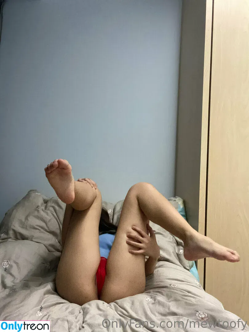 Mewtoof голая photo #0021 (Mewtwo / mewtoofy)