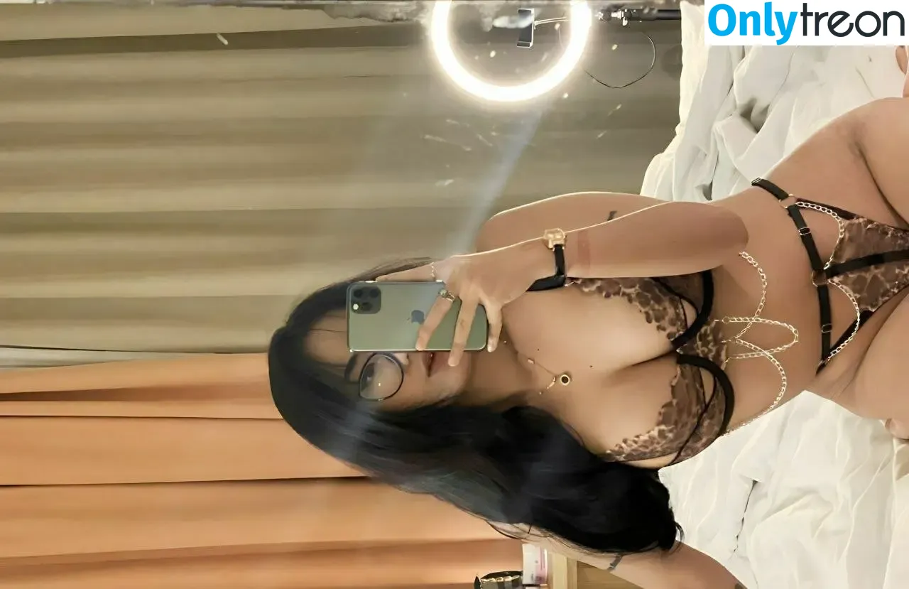 Mfcknstar nude photo #0005 (Cubeth_)