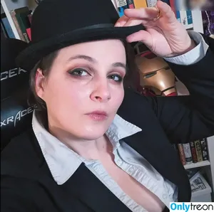 Mháire Stritter / mhairestritter / orkenspaltertv фото голая #0097