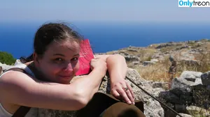 Mháire Stritter / mhairestritter / orkenspaltertv nude photo #0110