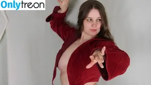 Mháire Stritter / mhairestritter / orkenspaltertv nude photo #0153