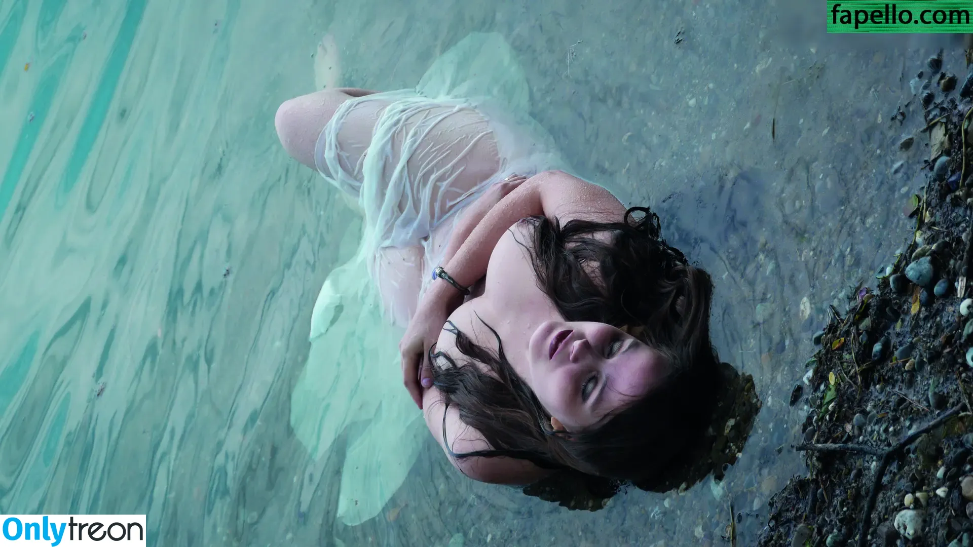 Mháire Stritter nude photo #0001 (mhairestritter / orkenspaltertv)
