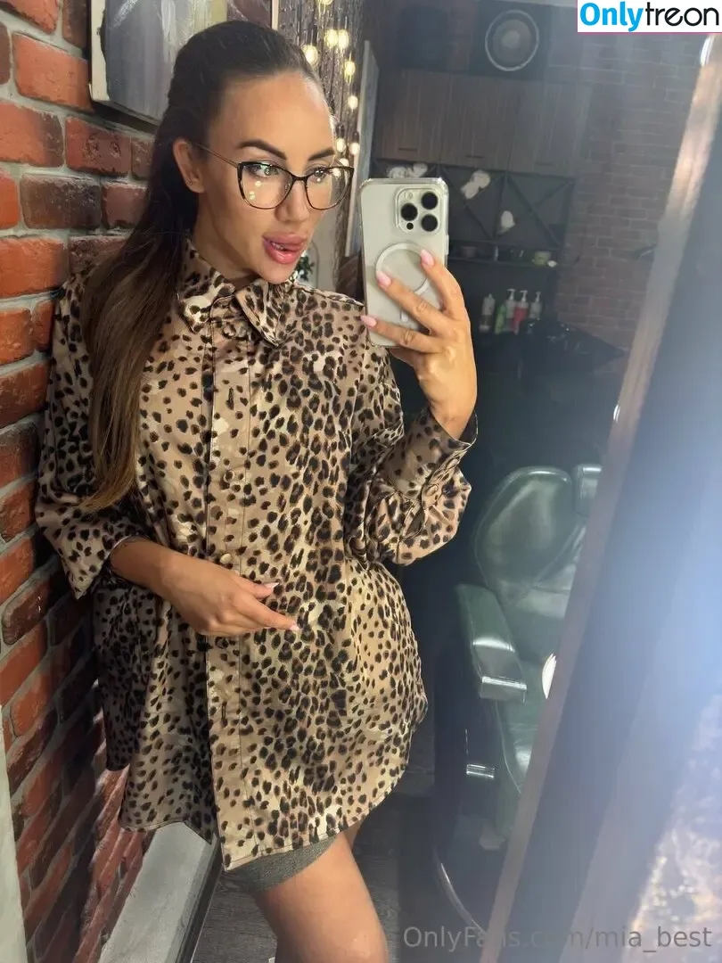 mia_best голая photo #0009 (miagracebest)