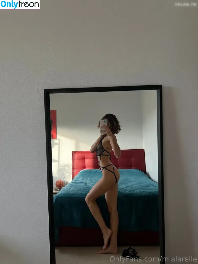 Mia C. Bell / Mia Larelle nude photo #0145 (miacbell / mialarelle)