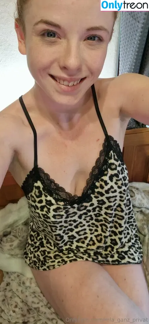 mia_ganz_privat nude photo #0015 (miag_priv)