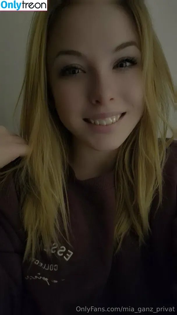 mia_ganz_privat nude photo #0085 (miag_priv)