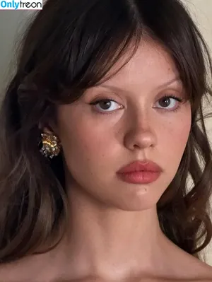 Mia Goth / goth.mia / officalmiagoth nude photo #0314
