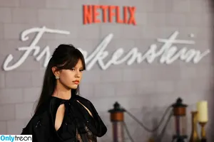 Mia Goth / goth.mia / officalmiagoth nude photo #0358