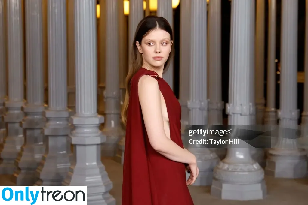 Mia Goth голая photo #0185 (goth.mia / officalmiagoth)