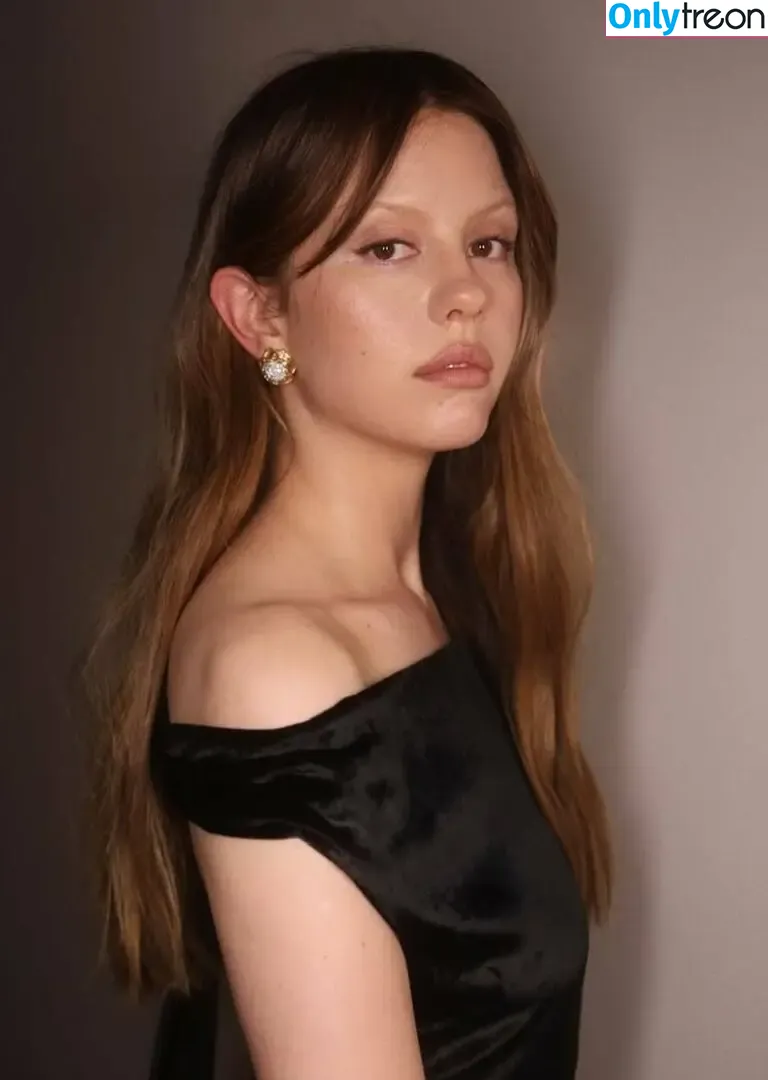 Mia Goth nude photo #0192 (goth.mia / officalmiagoth)