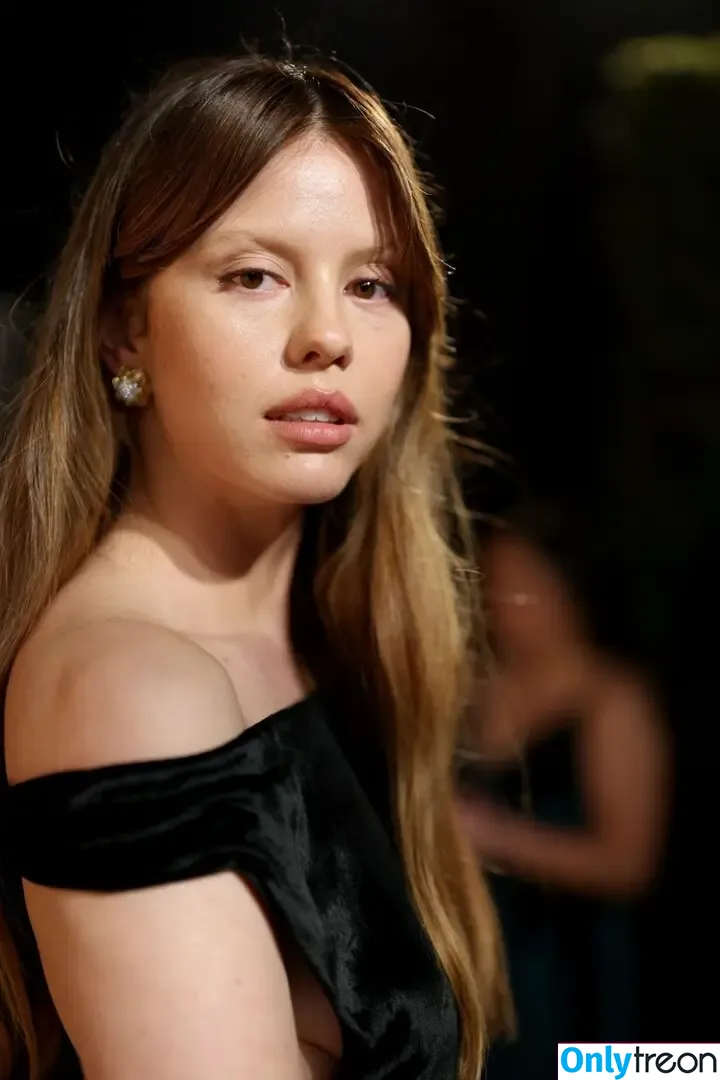 Mia Goth голая photo #0194 (goth.mia / officalmiagoth)