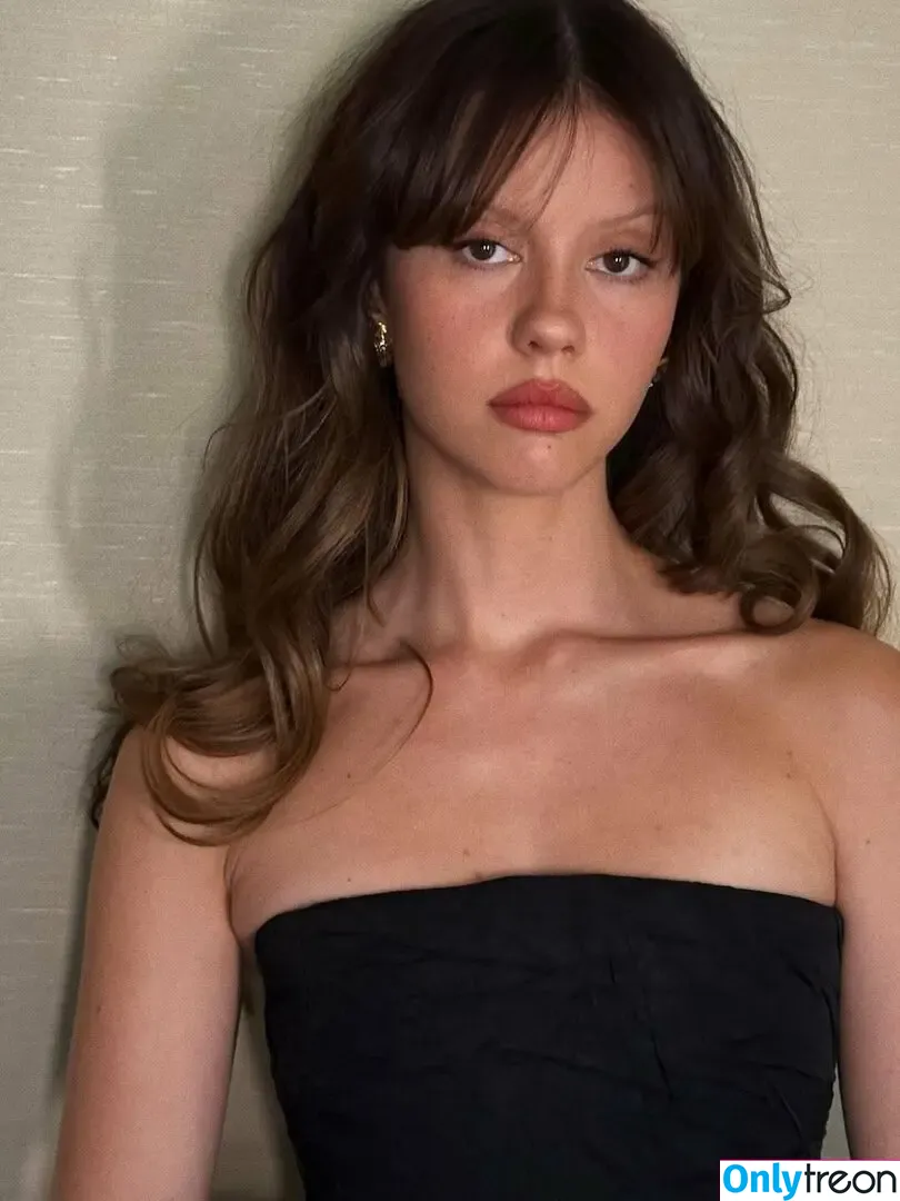 Mia Goth голая photo #0318 (goth.mia / officalmiagoth)