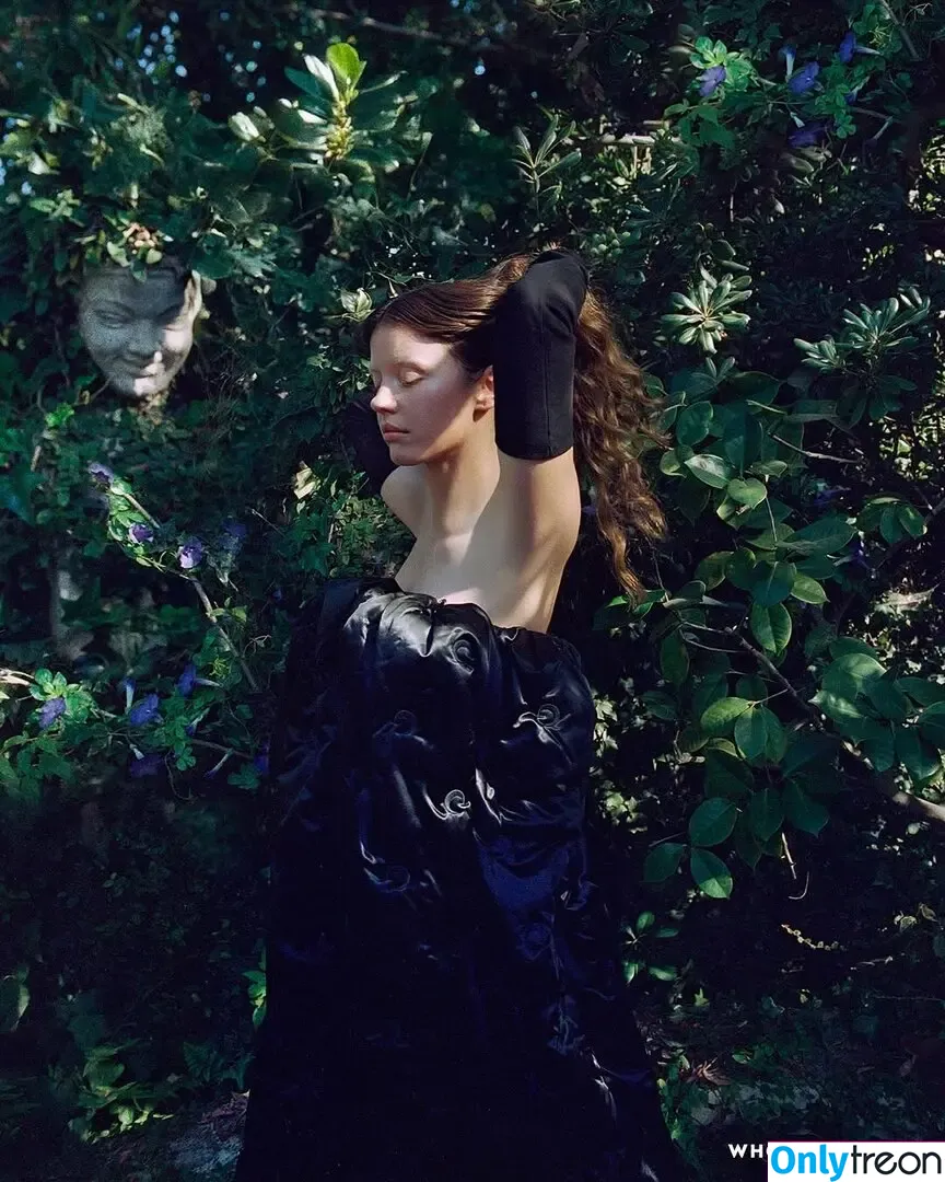 Mia Goth nude photo #0364 (goth.mia / officalmiagoth)