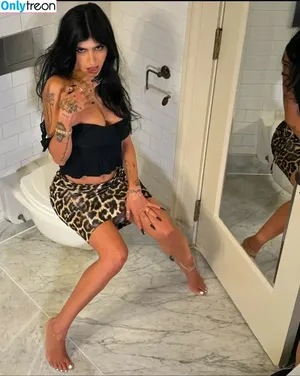 Mia Khalifa / miakhalifa nude photo #0070