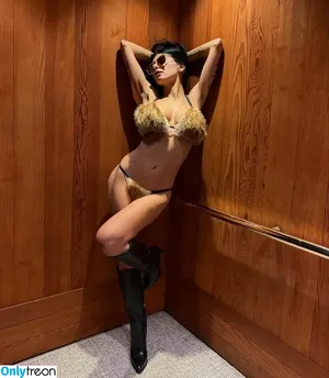 Mia Khalifa / miakhalifa nude photo #0140