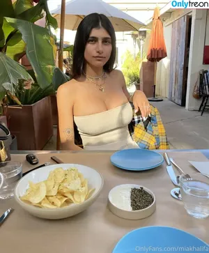 Mia Khalifa / miakhalifa nude photo #0147