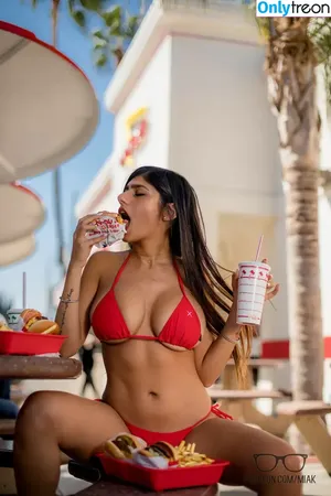 Mia Khalifa / miakhalifa nude photo #0168