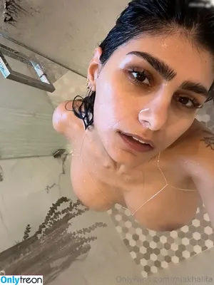 Mia Khalifa / miakhalifa nude photo #0250