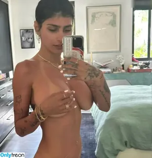 Mia Khalifa / miakhalifa nude photo #0403