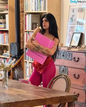 Mia Khalifa / miakhalifa nude photo #0491