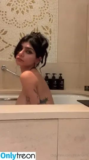 Mia Khalifa / miakhalifa nude photo #0509