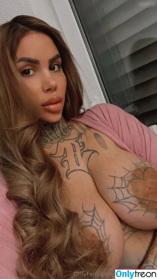 Mia Madisson nude photo #0146 (shhhmadisson)