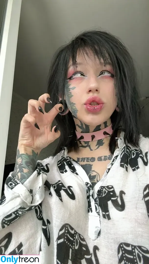 Mia.Reiner nude photo #0017 (mia.raiden / reiner_cv)