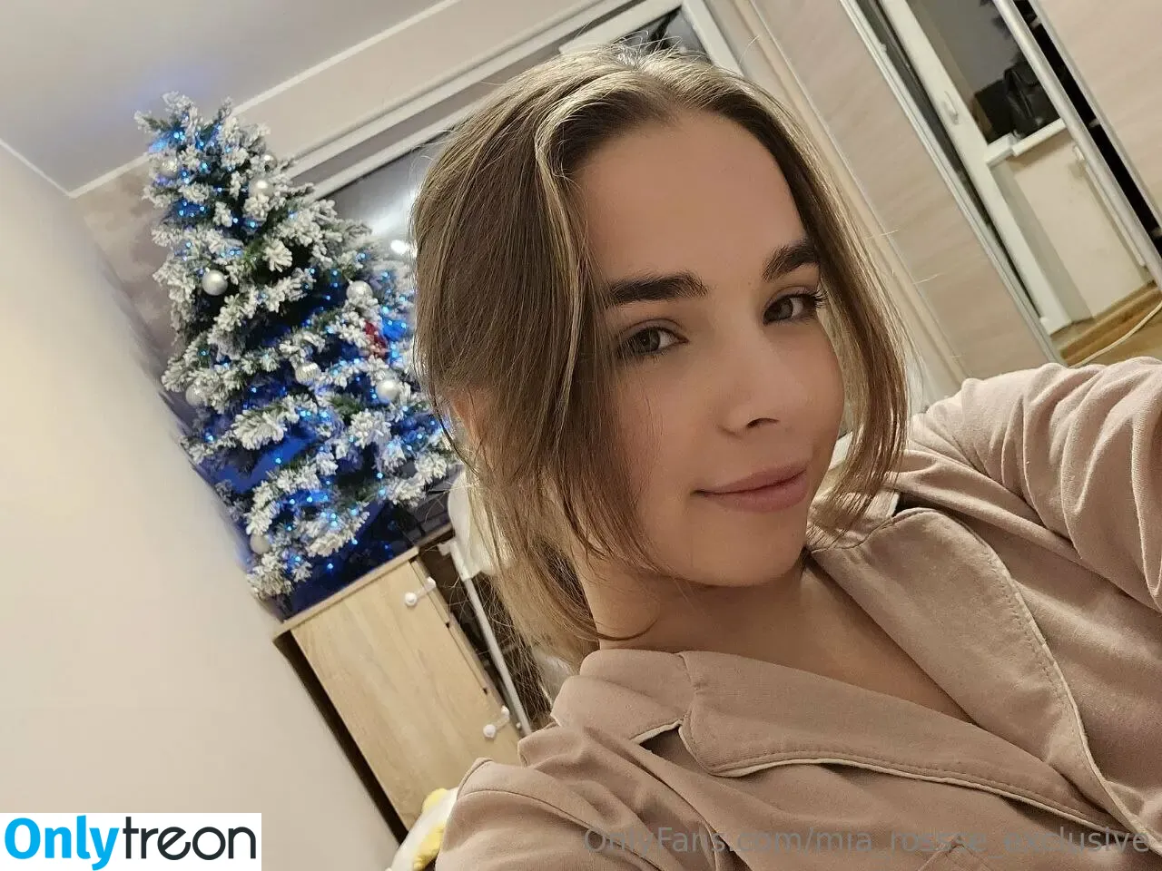 mia_rossse_exclusive nude photo #0008 (mia_rosseee)