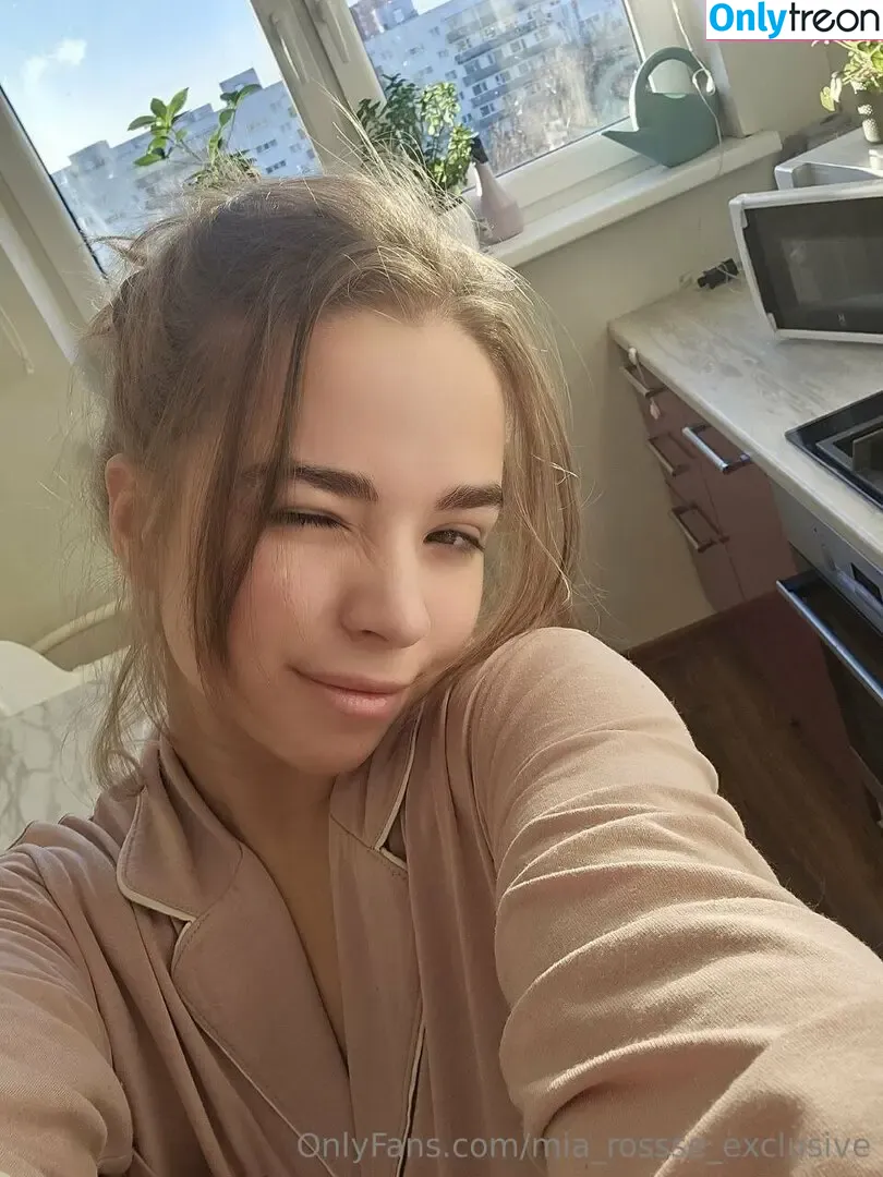 mia_rossse_exclusive nude photo #0010 (mia_rosseee)
