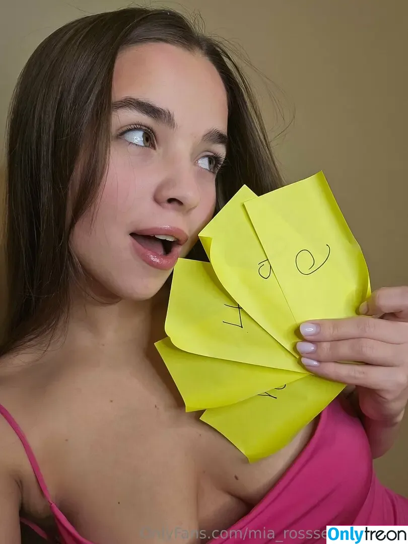 mia_rossse_exclusive nude photo #0020 (mia_rosseee)
