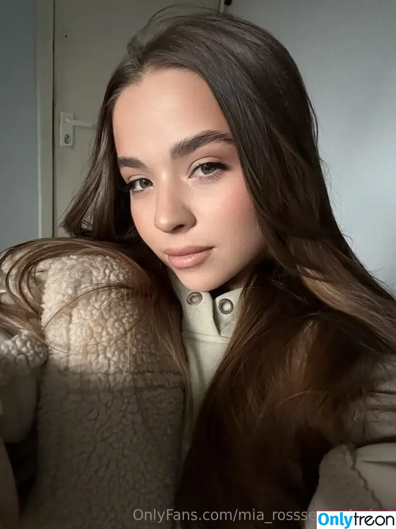 mia_rossse_exclusive голая photo #0050 (mia_rosseee)