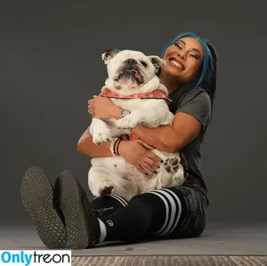 Mia Yim / miayimofficial фото голая #0113