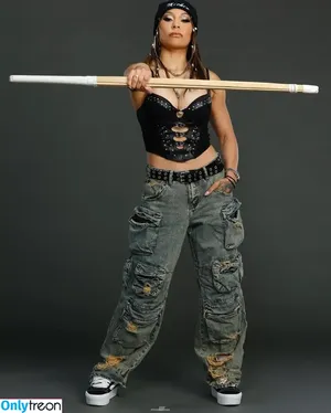 Mia Yim / miayimofficial фото голая #0234